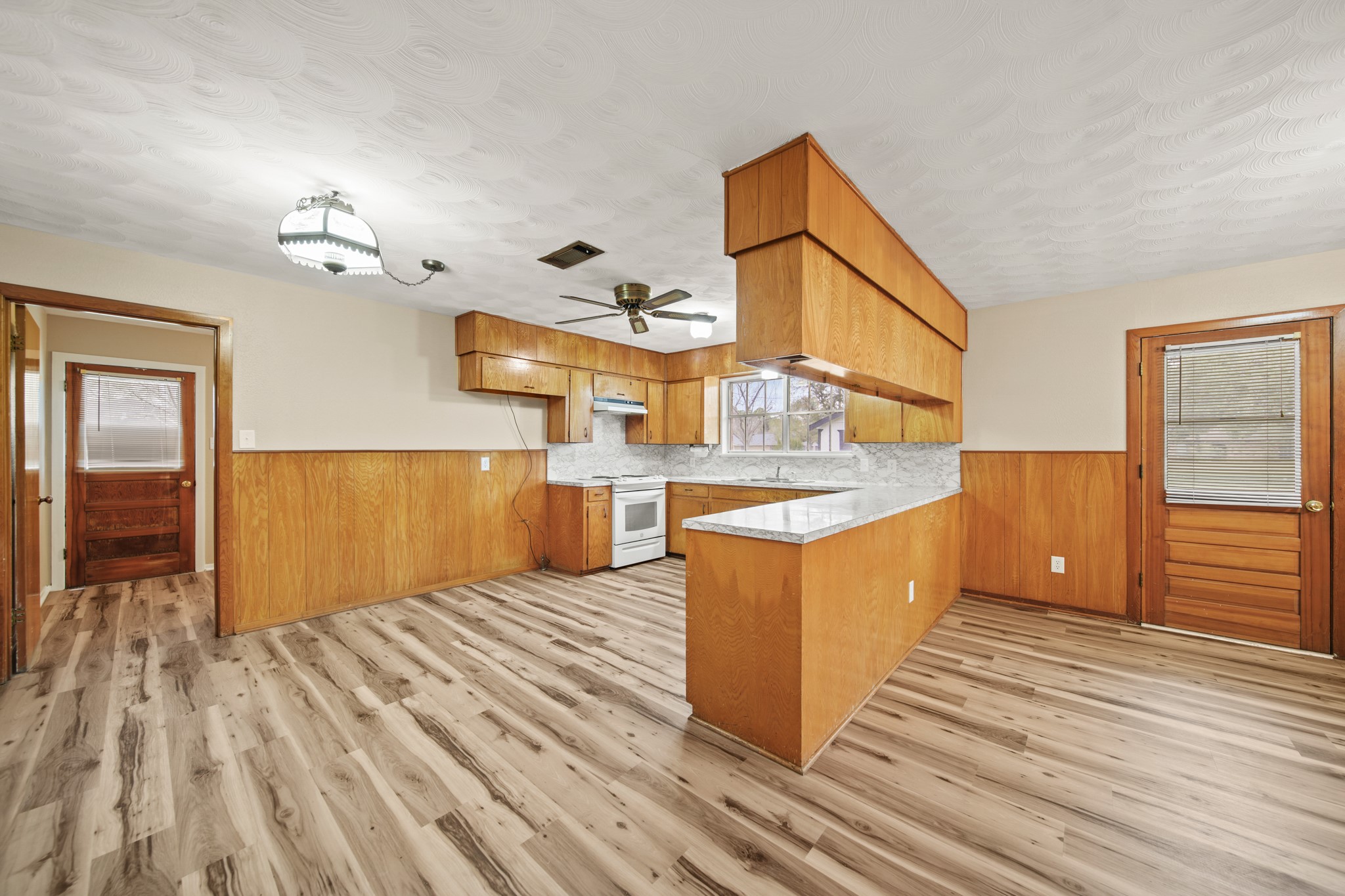 1438 County Road 348 Brazoria, TX 77422 - Photo 17 of 25 a view interior of a house with wooden floor