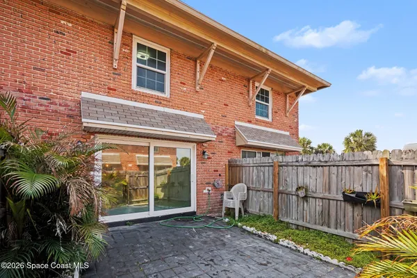 $210,000 | 930 South Colonial Court, Unit 119, Indian Harbour Beach, FL 32937