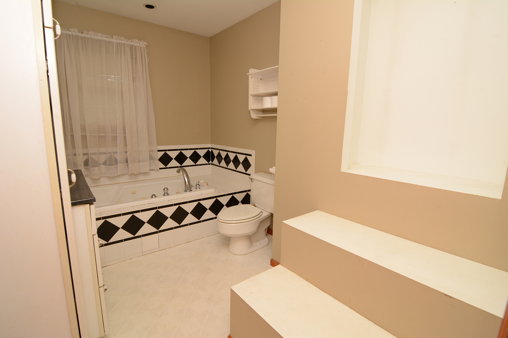 2S243 Harter Road Elburn, IL 60119 - Photo 16 of 26