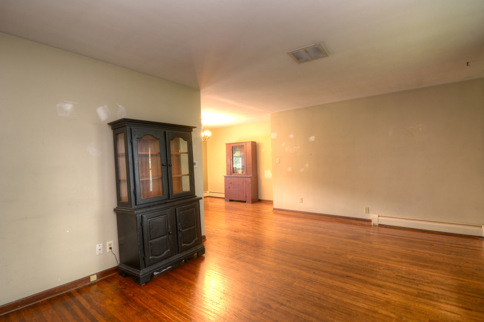 2S243 Harter Road Elburn, IL 60119 - Photo 4 of 26