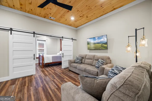 $1,875 | 958 B Church Street, Royston, GA 30662