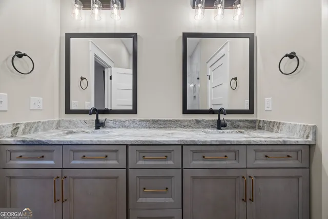 $1,875 | 958 B Church Street, Royston, GA 30662