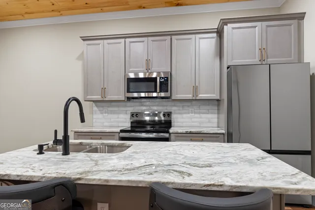 $1,875 | 958 B Church Street, Royston, GA 30662