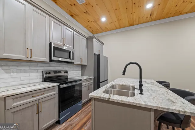 $1,875 | 958 B Church Street, Royston, GA 30662