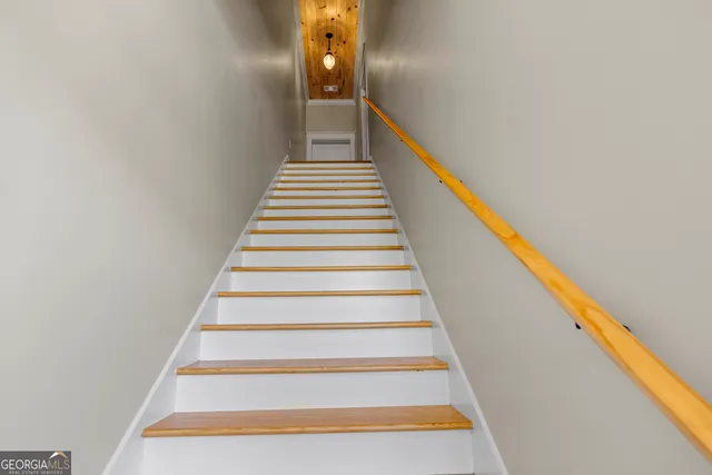 $1,875 | 958 B Church Street, Royston, GA 30662