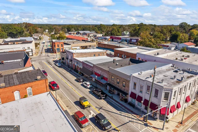 $1,875 | 958 B Church Street, Royston, GA 30662