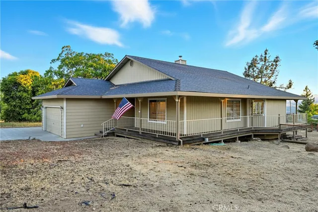 $375,000 | 19231 Ravenhill Road, Hidden Valley Lake, CA 95467