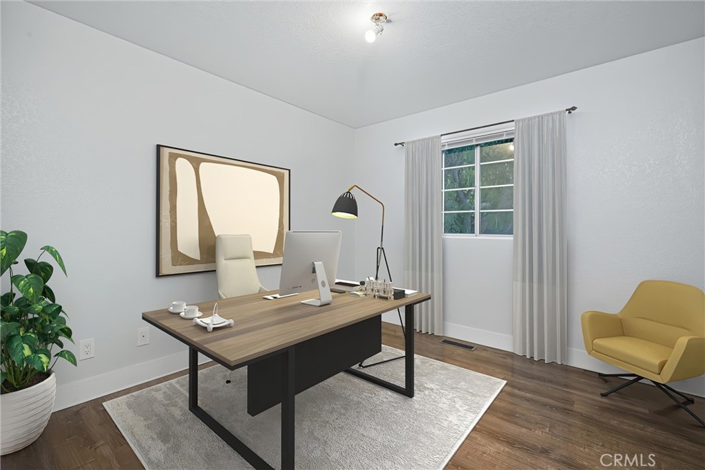 19231 Ravenhill Road Hidden Valley Lake, CA 95467 - Photo 25 of 45 Guest Bedroom 1 - Virtually Staged