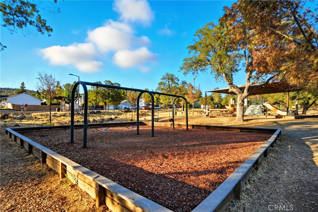 19231 Ravenhill Road Hidden Valley Lake, CA 95467 - Photo 38 of 45