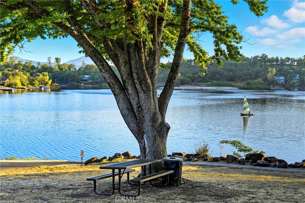 19231 Ravenhill Road Hidden Valley Lake, CA 95467 - Photo 42 of 45