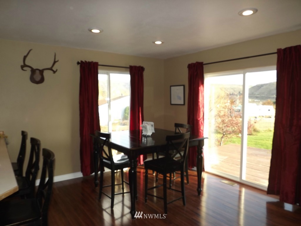 337 Omak River Road Omak, WA 98841 - Photo 6 of 15