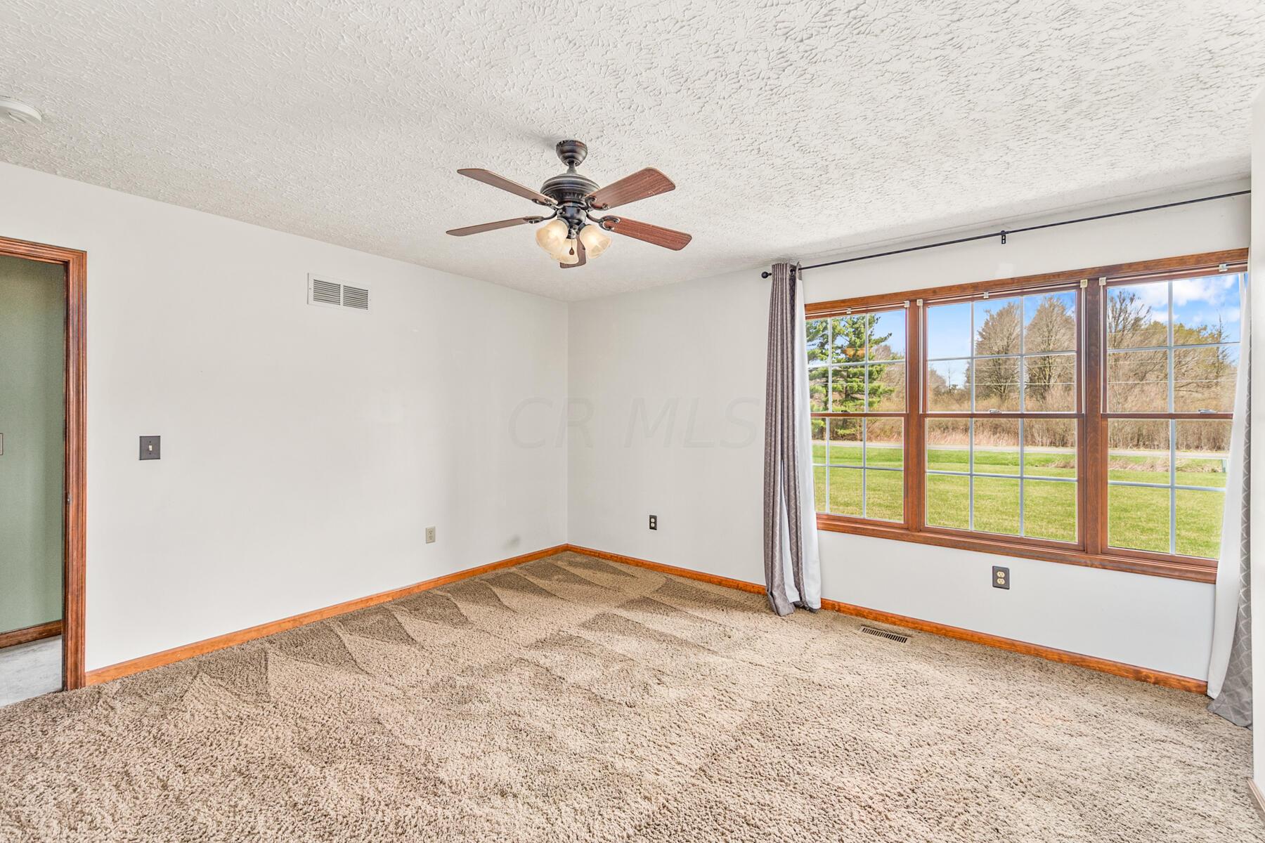 588 Main Road Delaware, OH 43015 - Photo 29 of 45 Master BR
