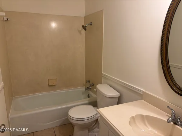 $1,600 | 105 San Carlos Circle, Lafayette, LA 70506