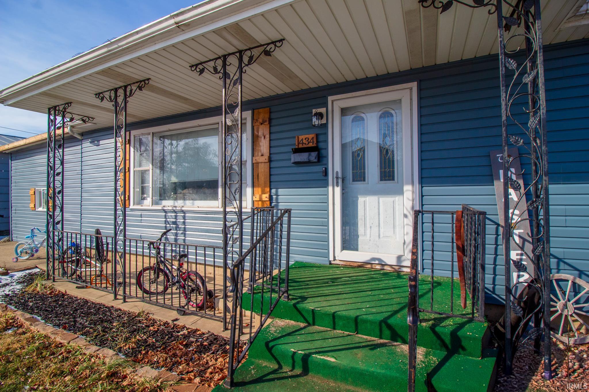 434 North Main Street Dunkirk, IN 47336 - Photo 2 of 25