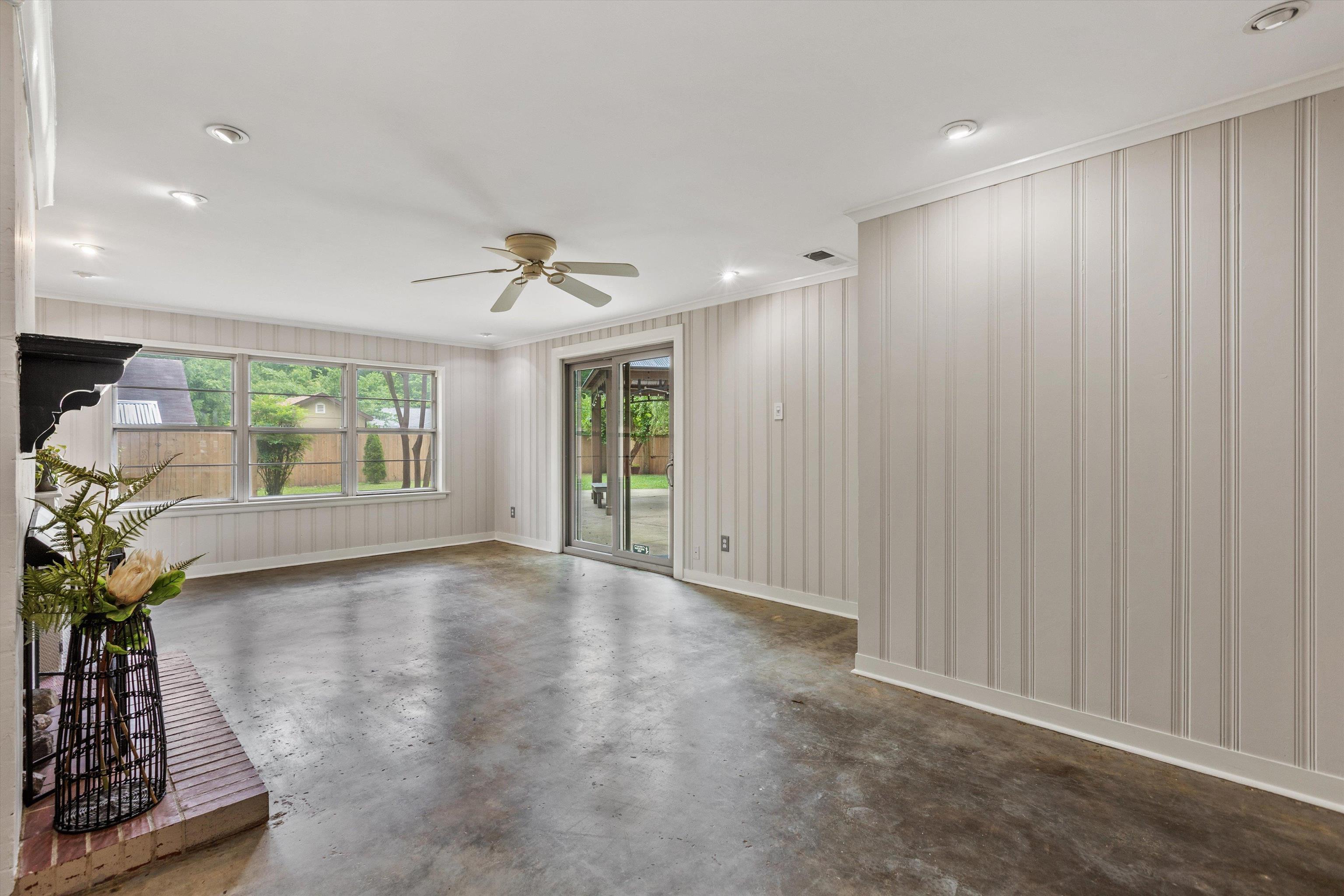 1095 South Perkins Road Memphis, TN 38117 - Photo 14 of 31