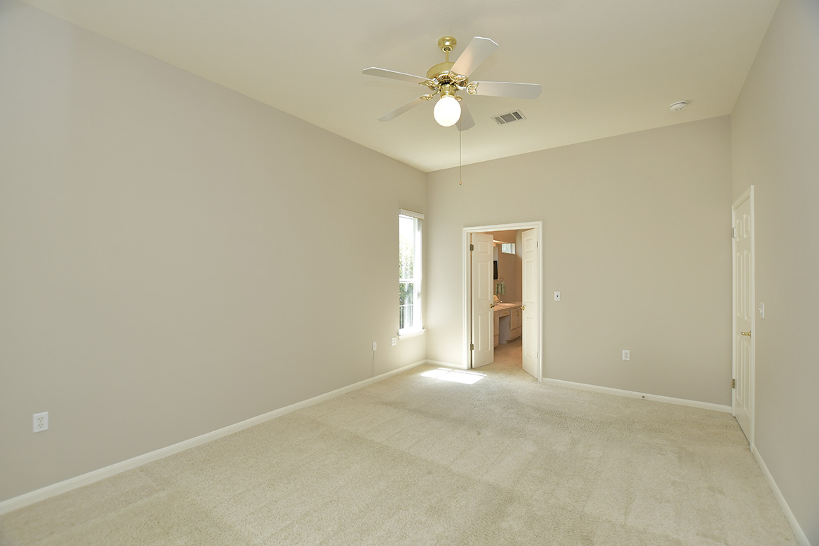 114 Lone Star Drive Georgetown, TX 78633 - Photo 20 of 30 An en-suite bath is found off the primary bedroom.