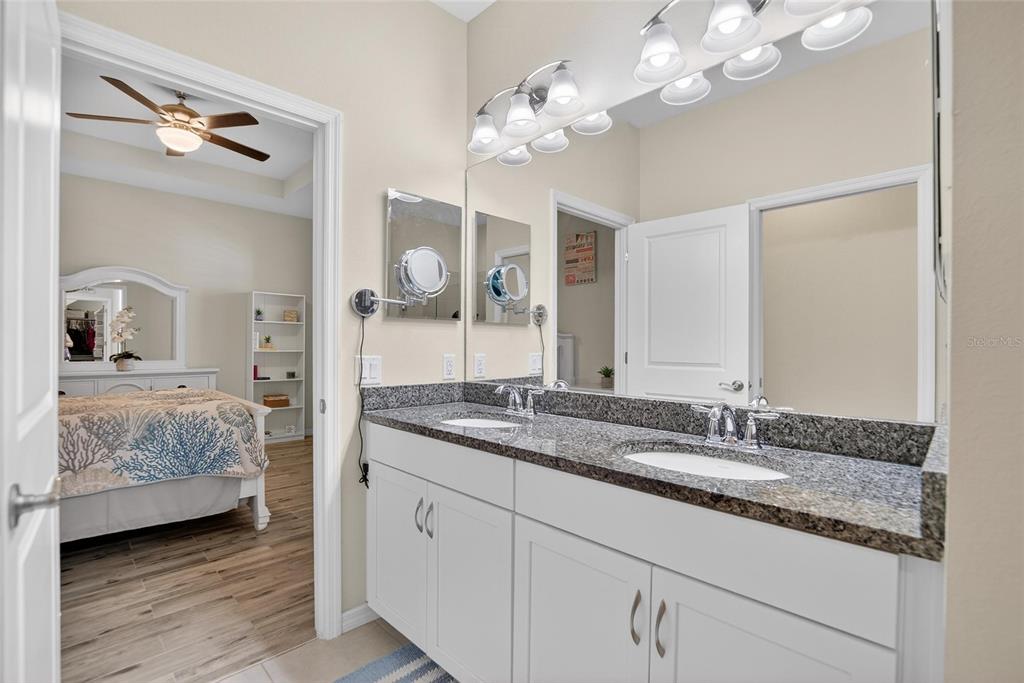 5601 Kingsley Corner Way Lithia, FL 33547 - Photo 22 of 62