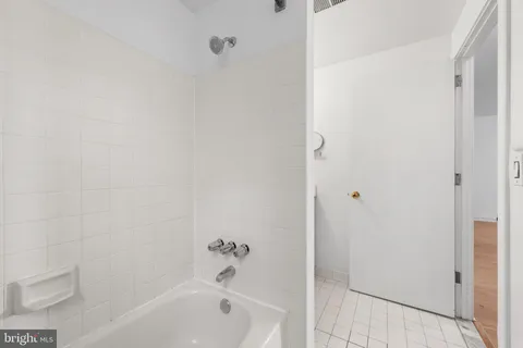 $299,000 | 2611 Adams Mill Road Northwest, Unit 208, Washington, DC 20009