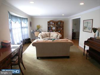 355 Ramsey Road Yardley, PA 19067 - Photo 3 of 6 Living Room