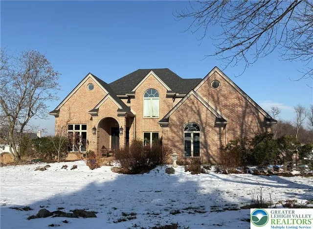 $879,900 | 4481 Linda Lane, Emmaus, PA 18049