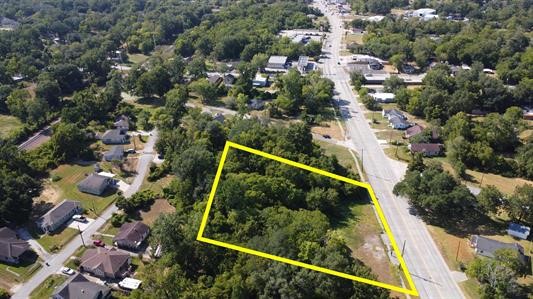 2987 Concord Road Beaumont, TX 77703 - Photo 3 of 3 a view of a garden