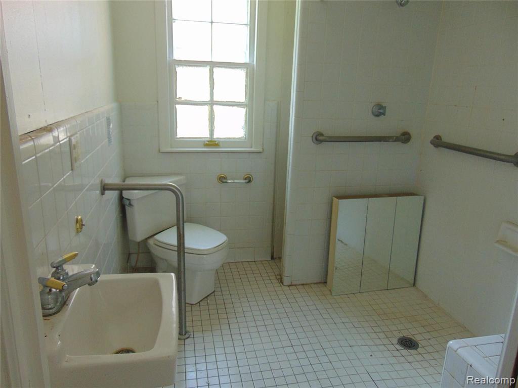 5535 Audubon Road Detroit, MI 48224 - Photo 17 of 22