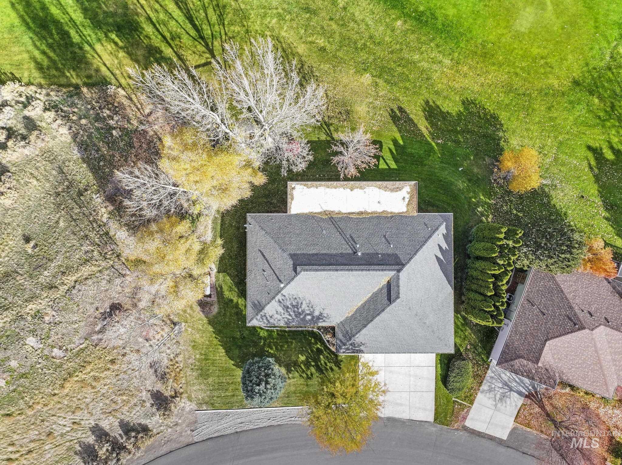 100 Olympic Road Jerome, ID 83338 - Photo 45 of 50 Asphalt shingle roof with multiple gables