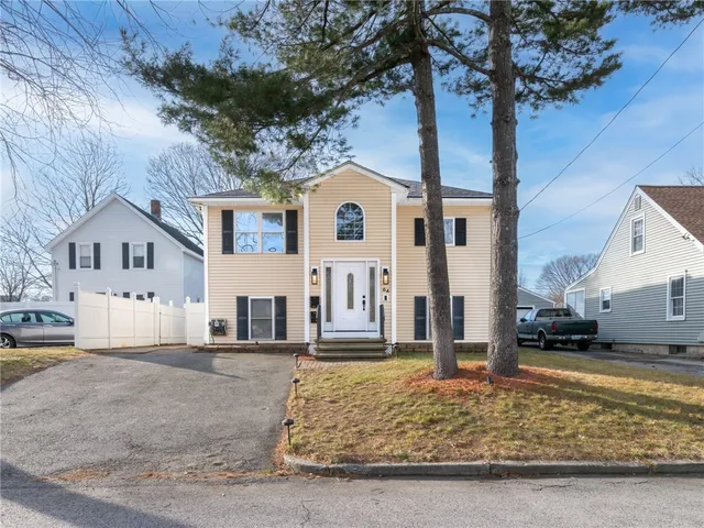 $599,000 | 64 Brookdale Boulevard, Pawtucket, RI 02861