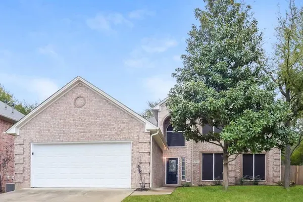 $2,885 | 6517 Forest Park Drive, Arlington, TX 76001