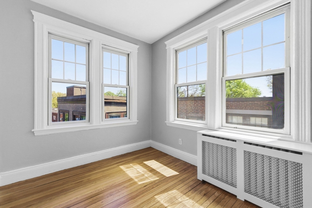 77 Parkman Street, Unit 4 Brookline, MA 02446 - Photo 12 of 20