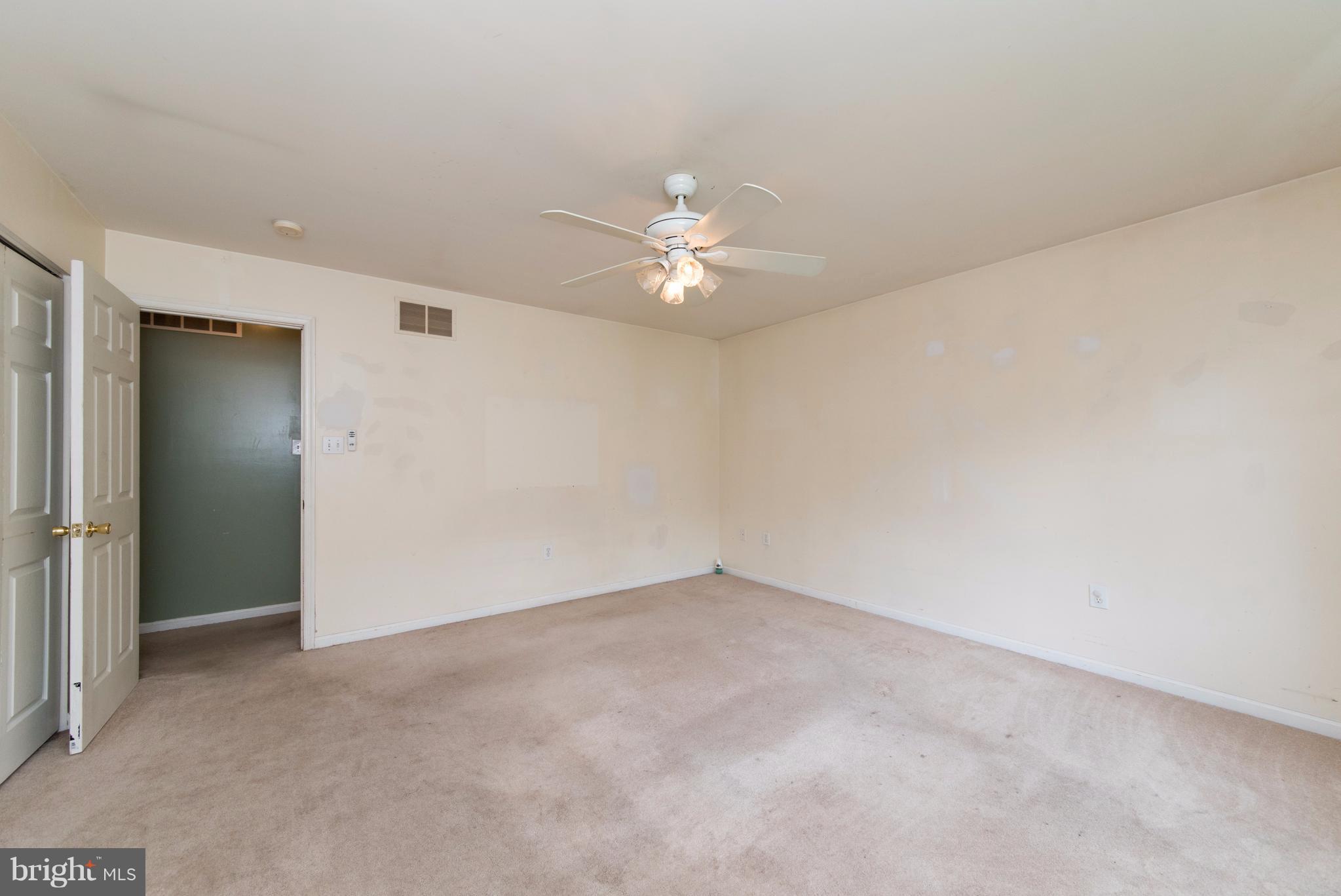 357 Back River Neck Road Baltimore, MD 21221 - Photo 11 of 30 Bedroom (Master)