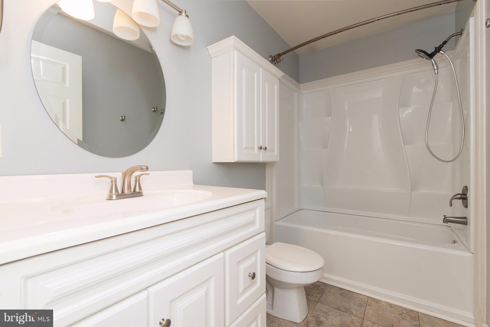 357 Back River Neck Road Baltimore, MD 21221 - Photo 18 of 30 Bath