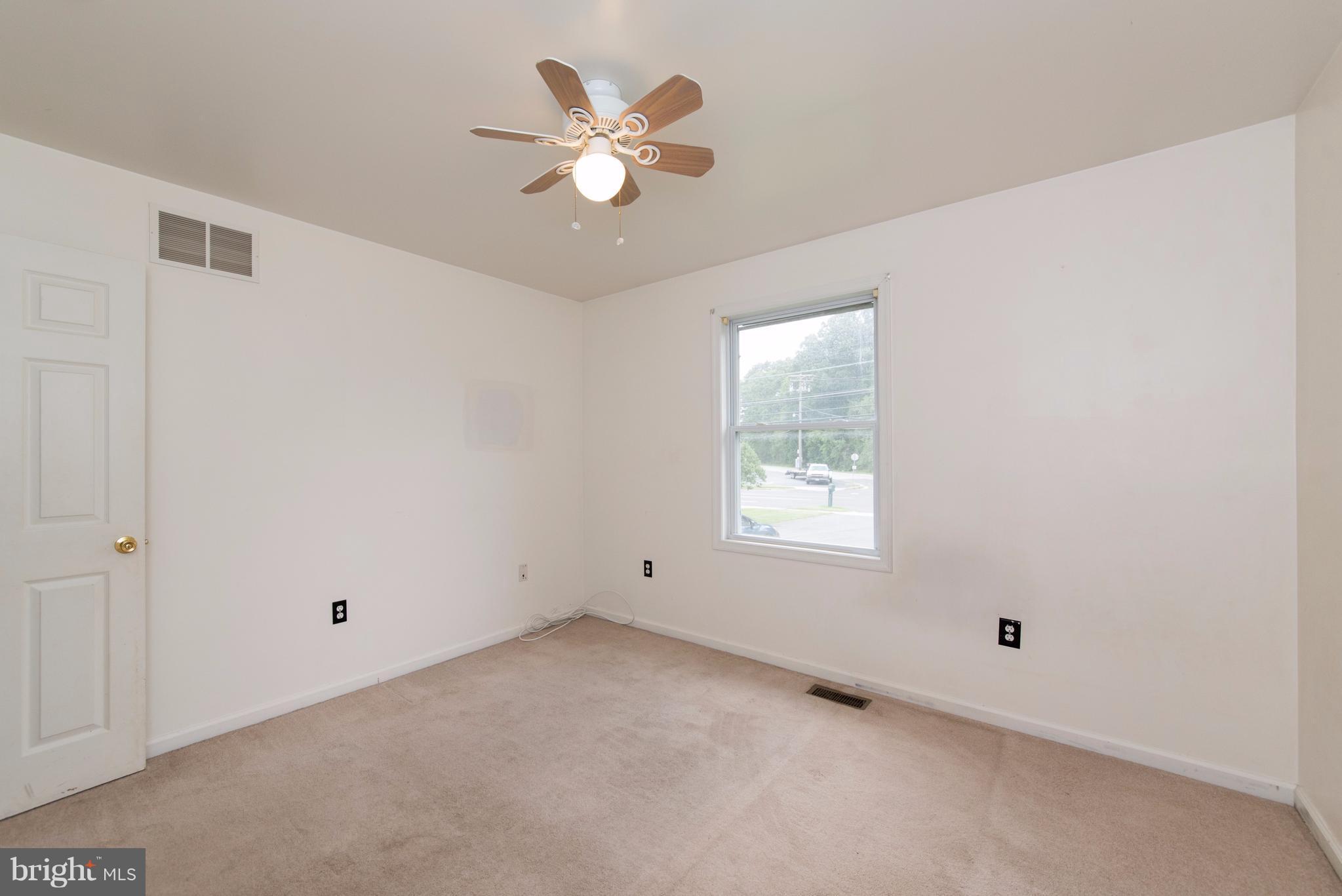 357 Back River Neck Road Baltimore, MD 21221 - Photo 19 of 30 Bedroom