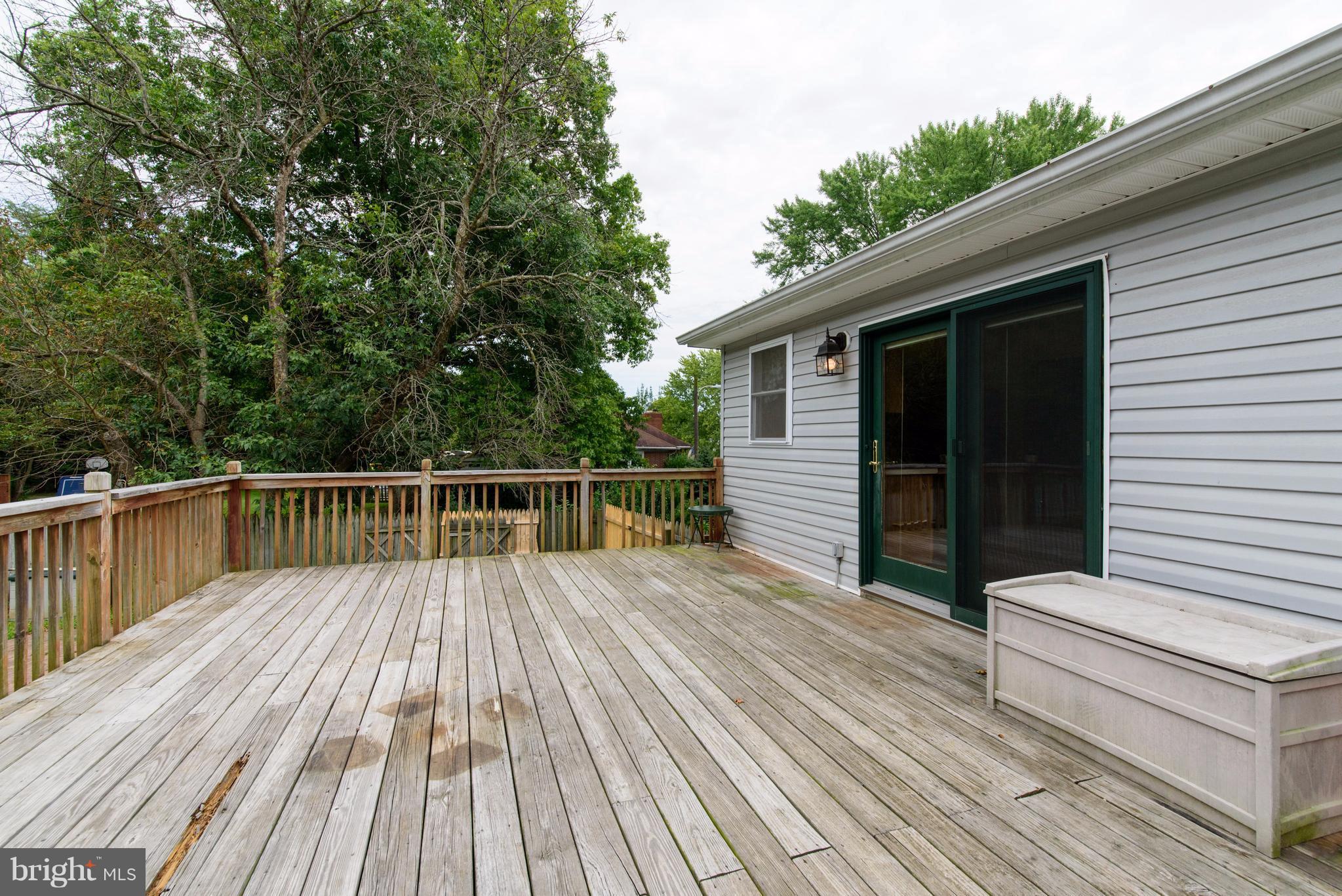 357 Back River Neck Road Baltimore, MD 21221 - Photo 28 of 30 Exterior (Rear)