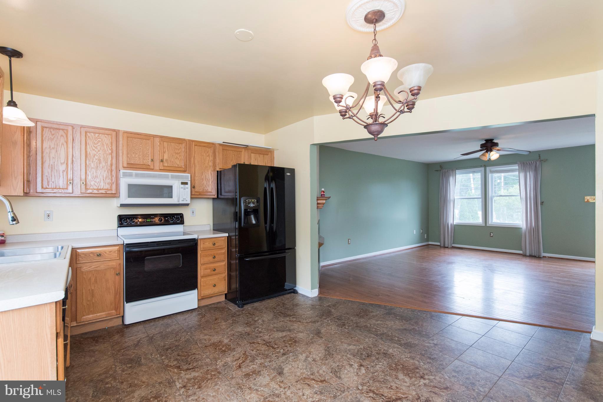 357 Back River Neck Road Baltimore, MD 21221 - Photo 5 of 30 Kitchen