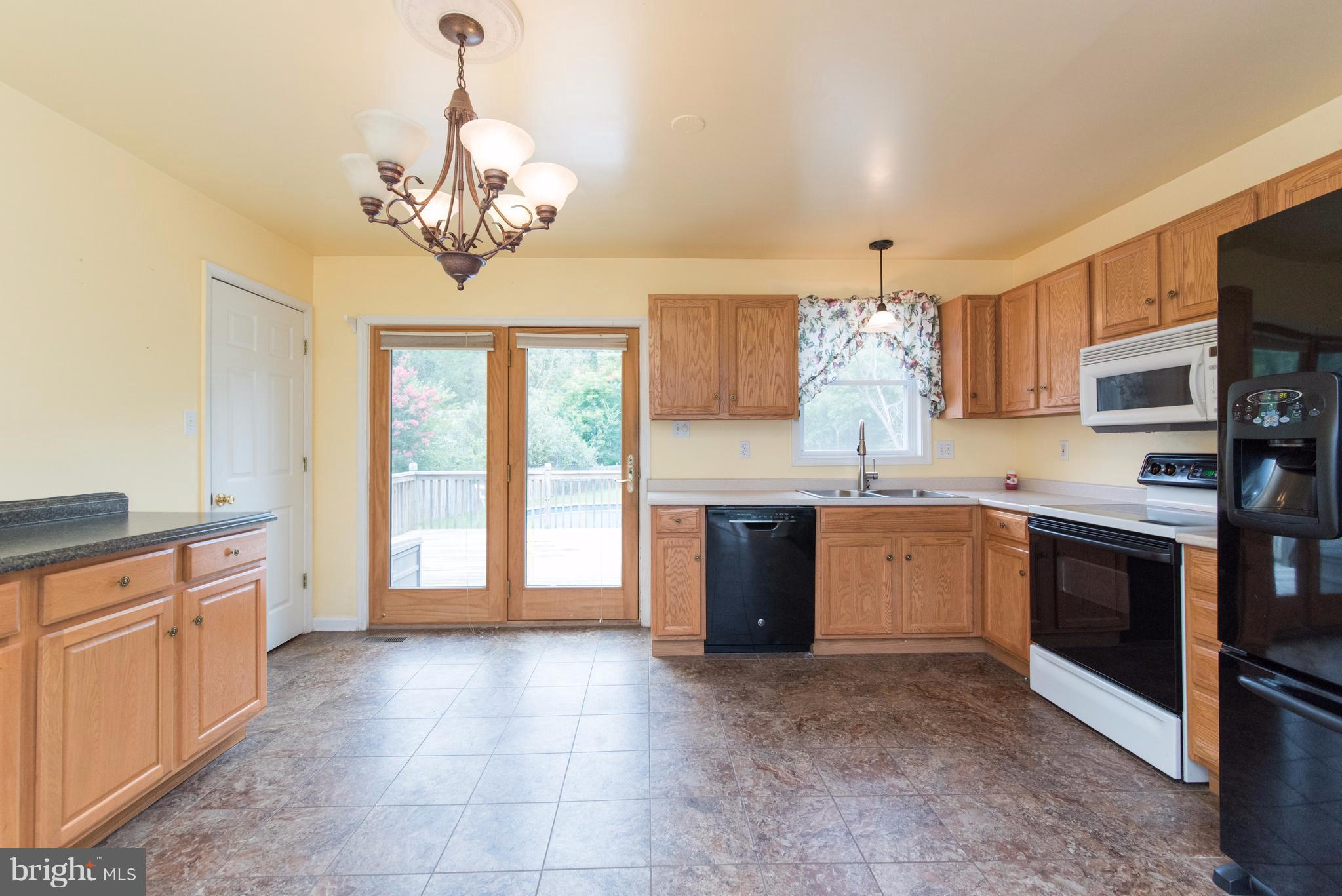 357 Back River Neck Road Baltimore, MD 21221 - Photo 6 of 30 Kitchen