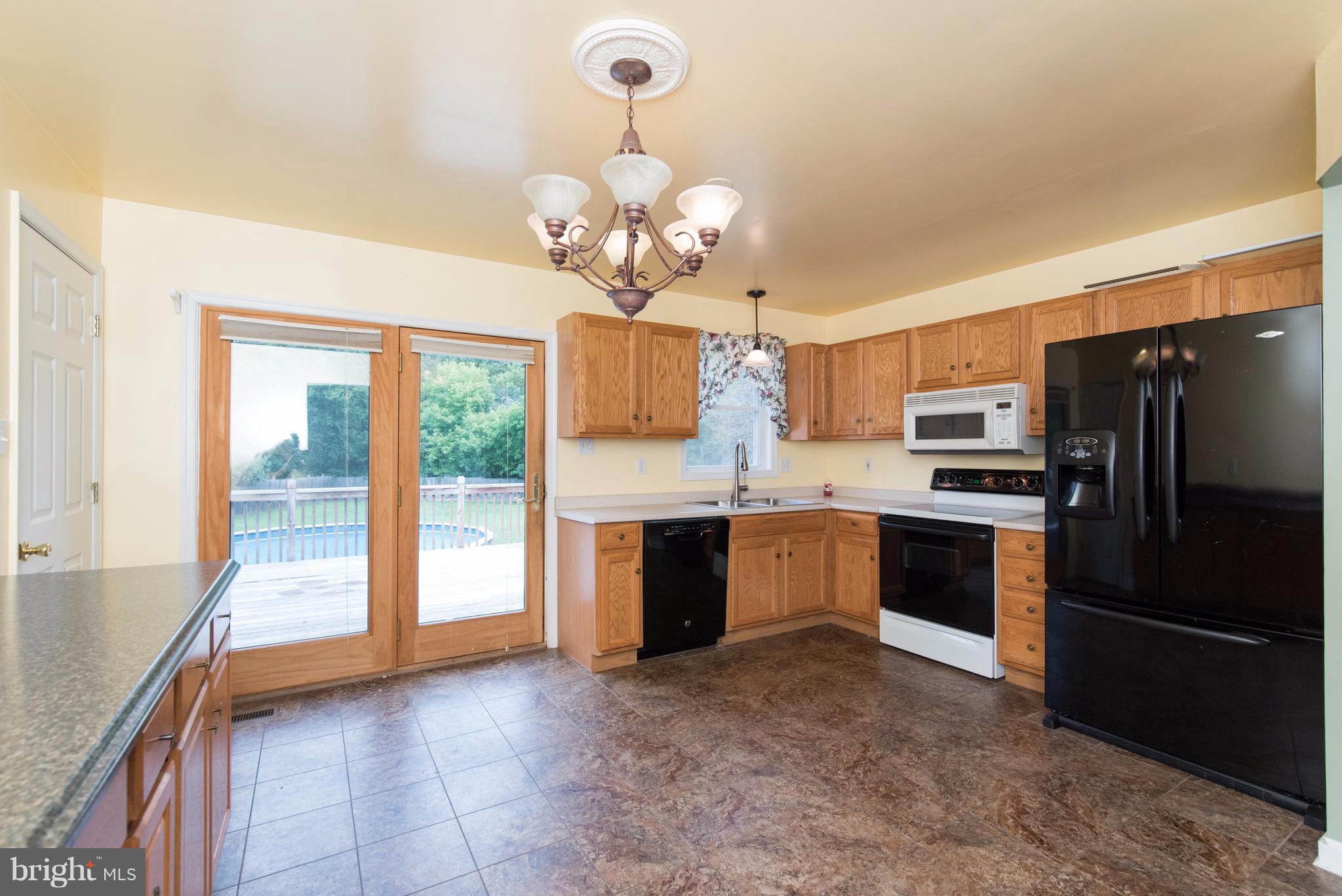 357 Back River Neck Road Baltimore, MD 21221 - Photo 7 of 30 Kitchen