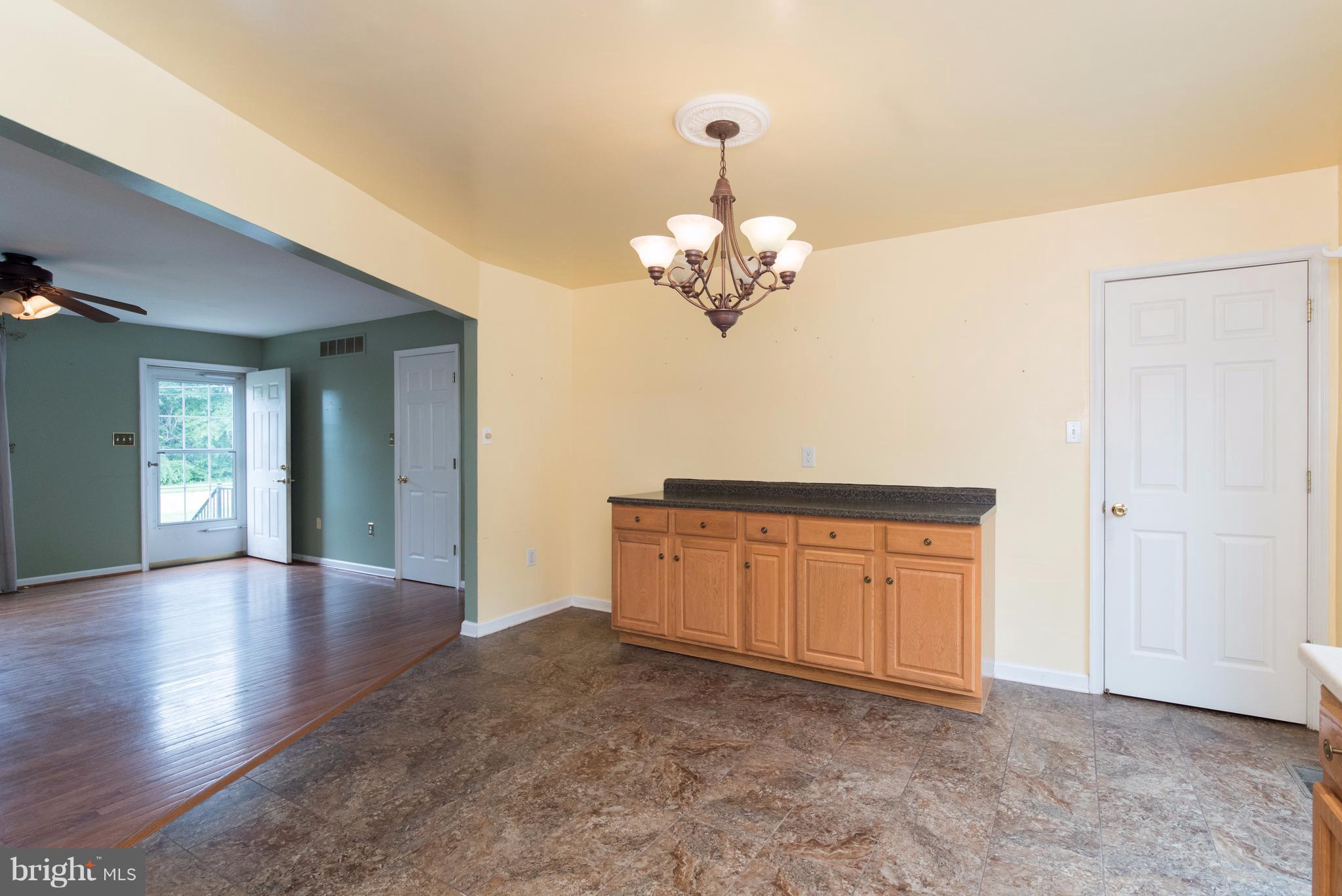 357 Back River Neck Road Baltimore, MD 21221 - Photo 10 of 30 Kitchen