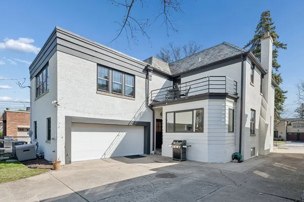 $1,195,000 | 1111 Woodbine Avenue, Oak Park, IL 60302
