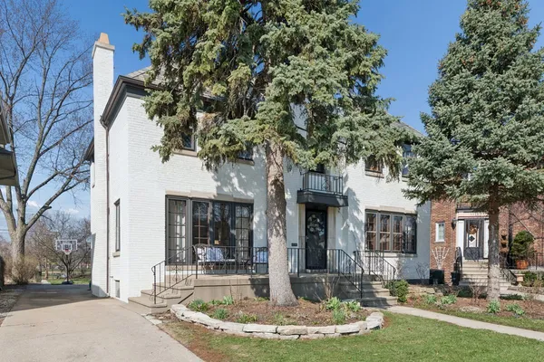 $1,195,000 | 1111 Woodbine Avenue, Oak Park, IL 60302