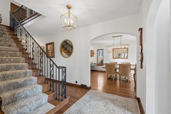 $1,195,000 | 1111 Woodbine Avenue, Oak Park, IL 60302