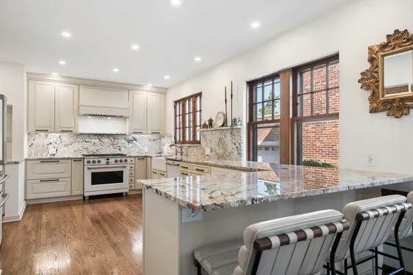 $1,195,000 | 1111 Woodbine Avenue, Oak Park, IL 60302