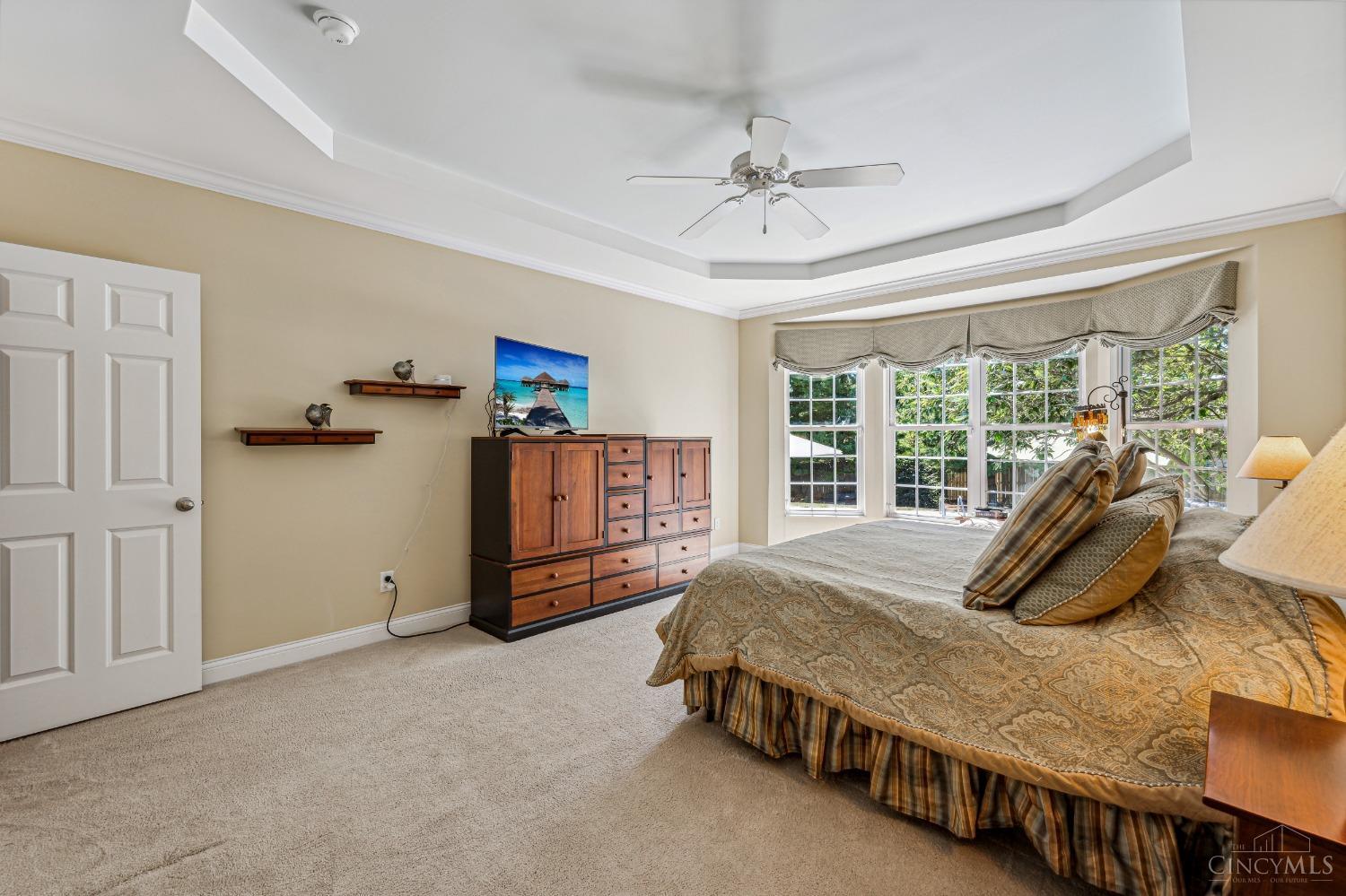 679 Hyacinth Road Cincinnati, OH 45245 - Photo 15 of 40 Gallery Image 15