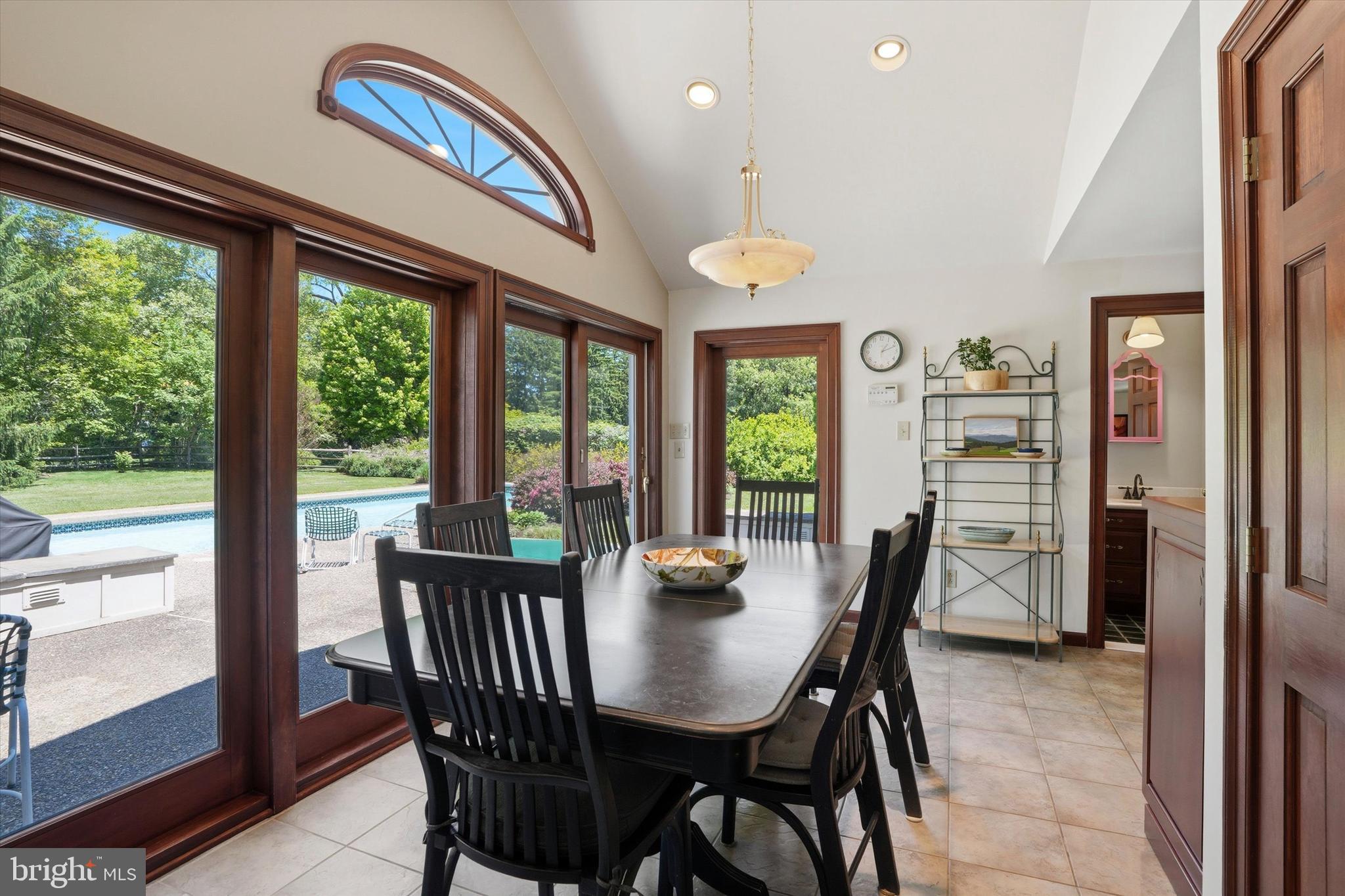 851 Box Hill Lane Wayne, PA 19087 - Photo 12 of 35