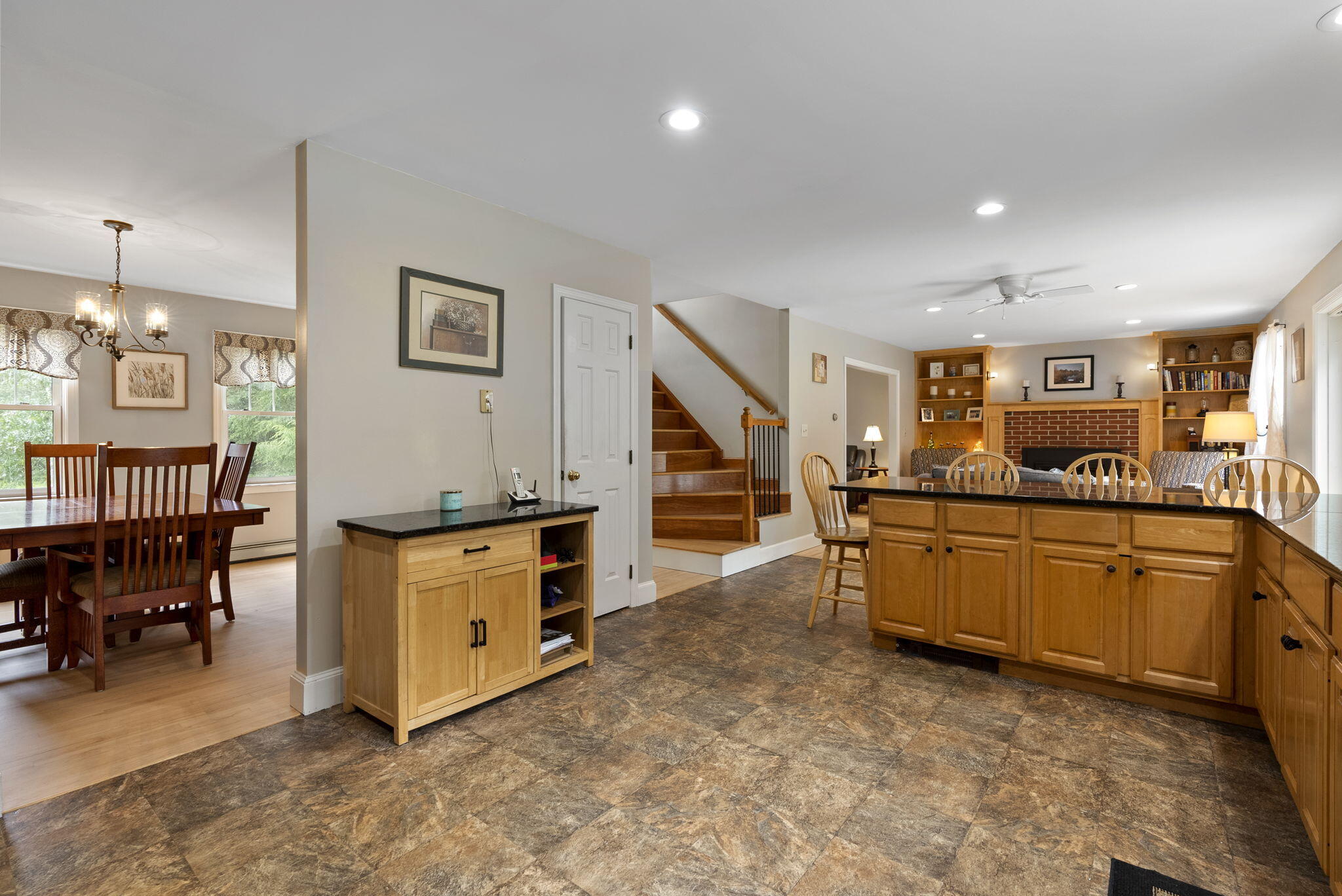 34 Longmeadow Road Scarborough, ME 04074 - Photo 8 of 43 34 Longmeadow Road, Scarborough