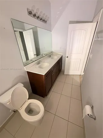 $3,050 | 1040 Northwest 33rd Court, Unit 1040, Pompano Beach, FL 33064