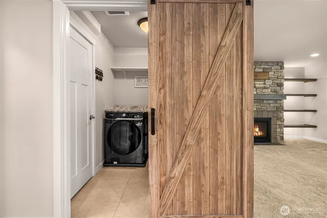 a view of walk in closet