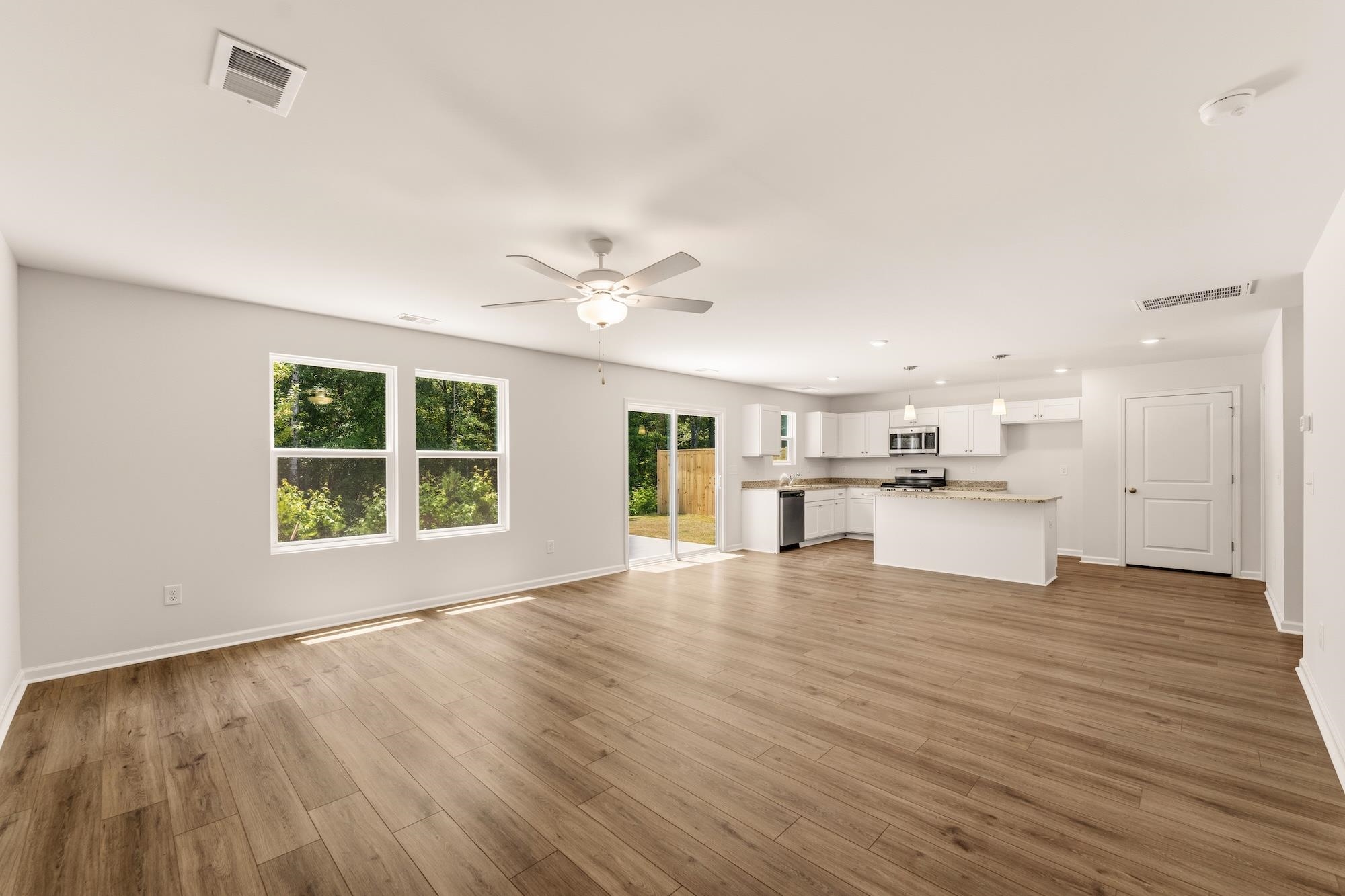 389 Prosperity Lane Moore, SC 29369 - Photo 10 of 27