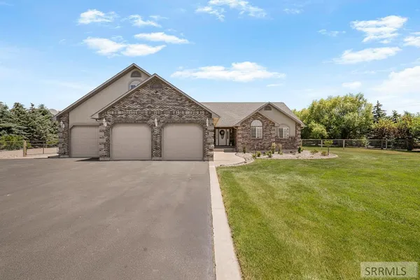 $1,050,000 | 1061 North 1200 East, Shelley, ID 83274