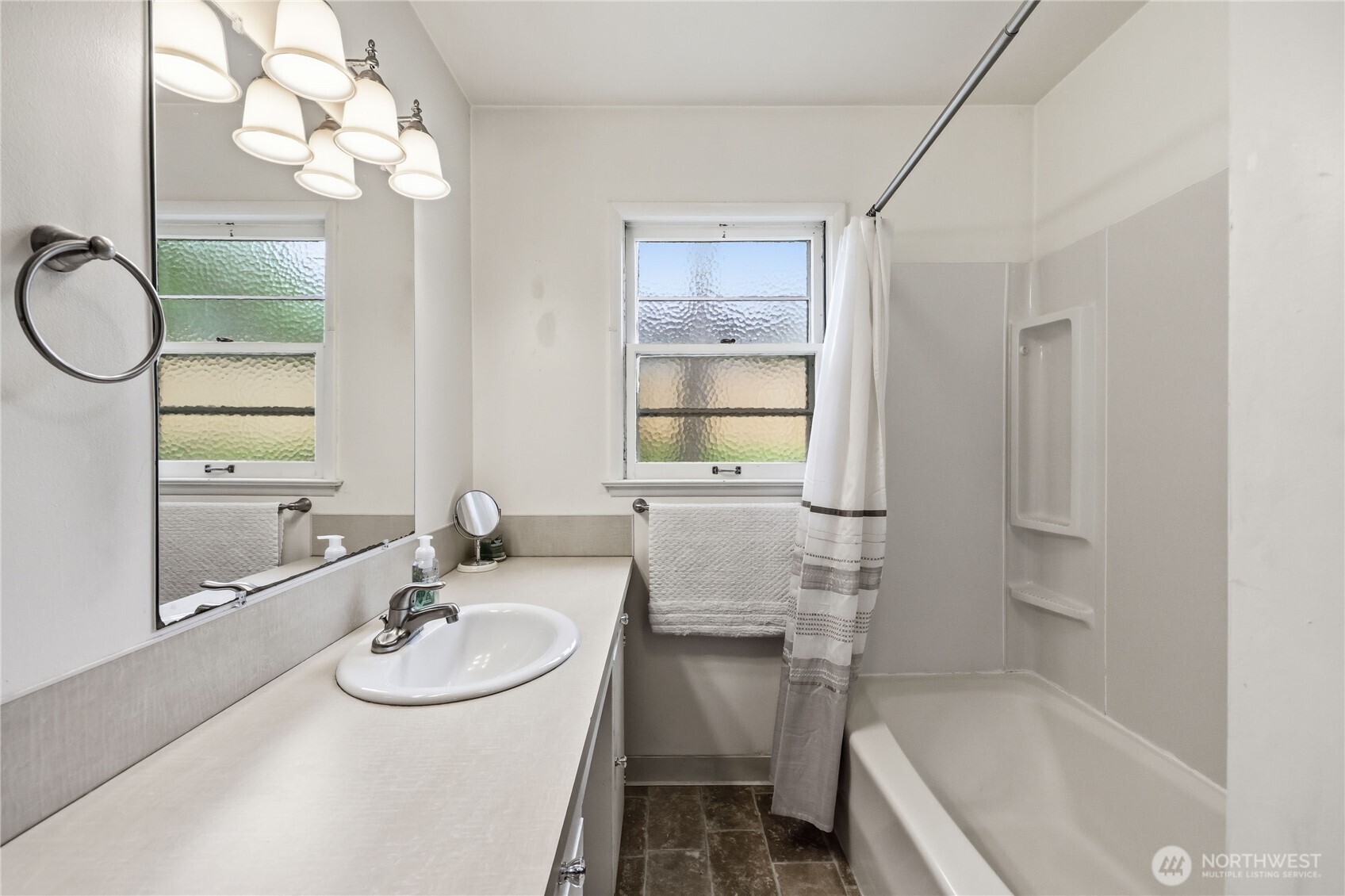 23932 Jefferson Point Road Northeast Kingston, WA 98346 - Photo 23 of 40